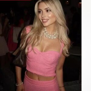 ZARA NEW WOMAN CROP TEXTURED Tweed BUSTIER TOP FRAYED PINK S Barbie